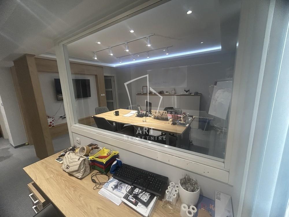 Slika 1 - Vojvode Stepe,  Lokal za izdavanje, 46m2, 700€