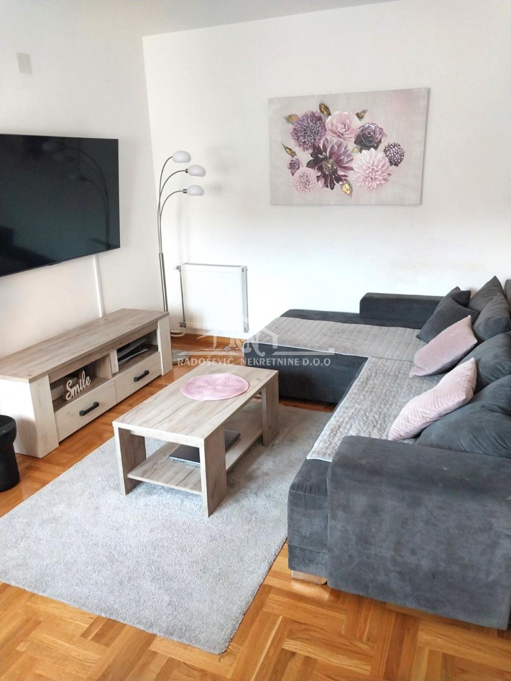 Slika 1 - Milorada Jovanovića, Dvoiposoban stan na prodaju, 60m2, 168.000€