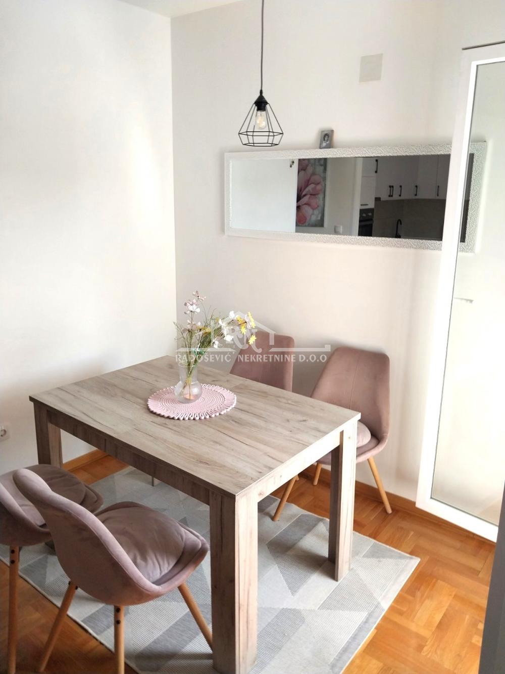 Slika 3 - Milorada Jovanovića, Dvoiposoban stan na prodaju, 60m2, 168.000€