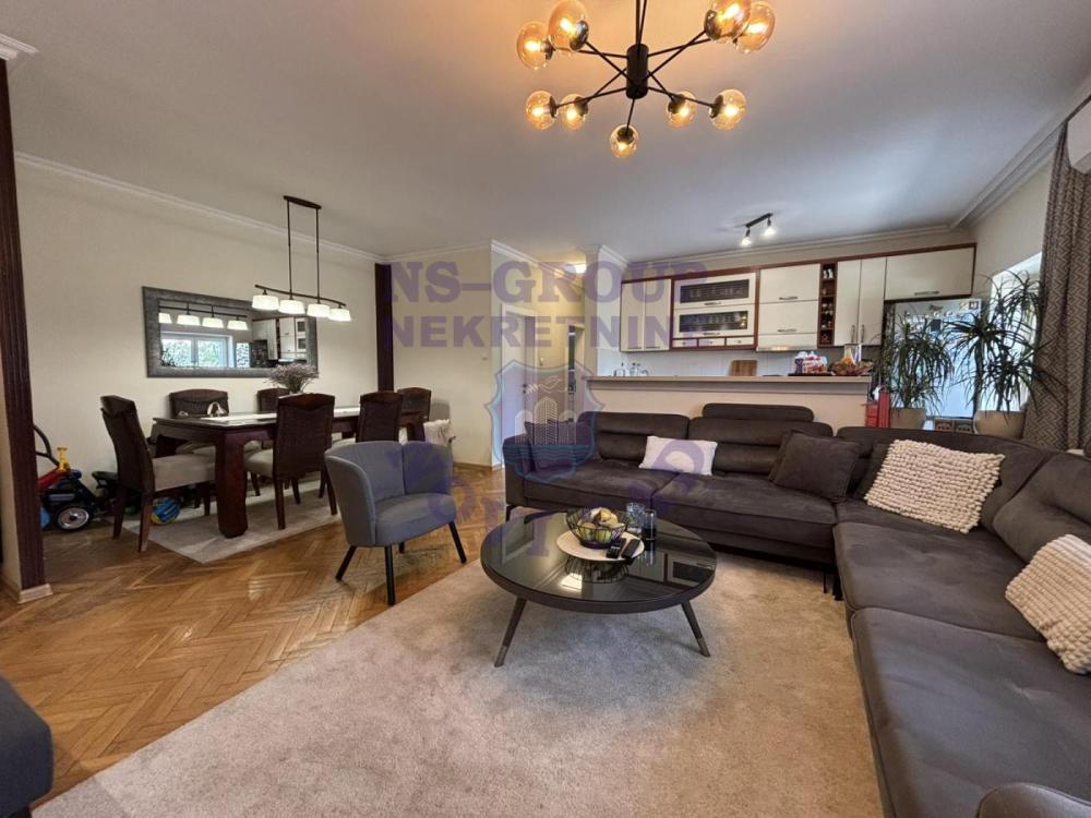 Slika 1 - Četvorosoban stan na prodaju, 104m2, 350.000€