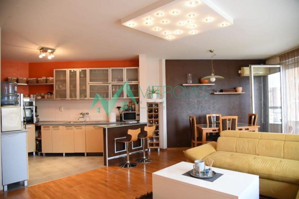 Slika 2 - Petosoban stan na prodaju, 131m2, 267.800€