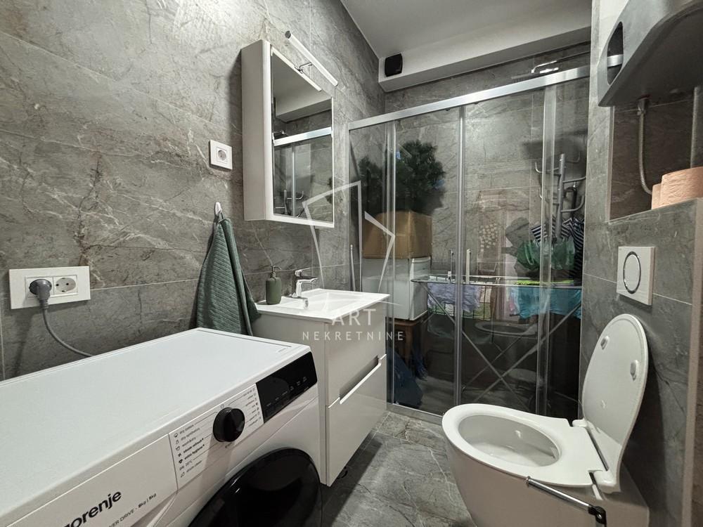 Slika 7 - Dunavska, Četvorosoban stan za izdavanje, 81m2, 1.450€