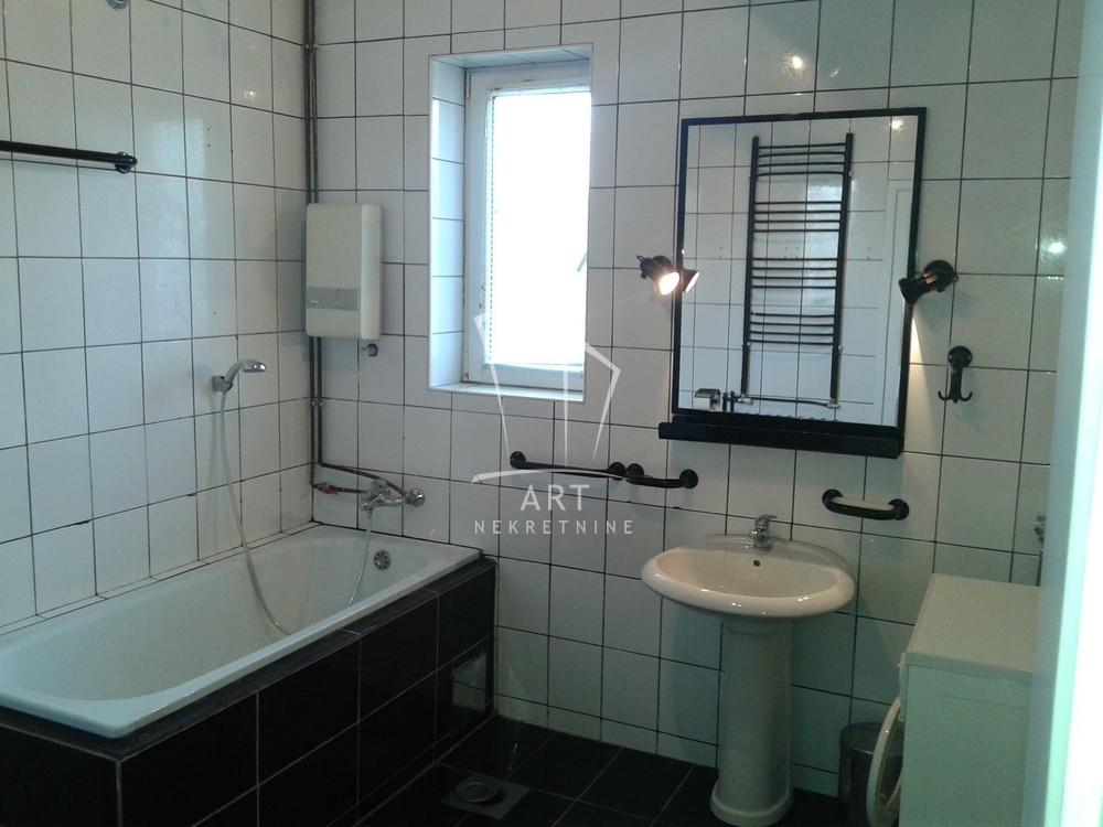 Slika 6 - Lješka, Četvorosoban stan na prodaju, 106m2, 269.000€