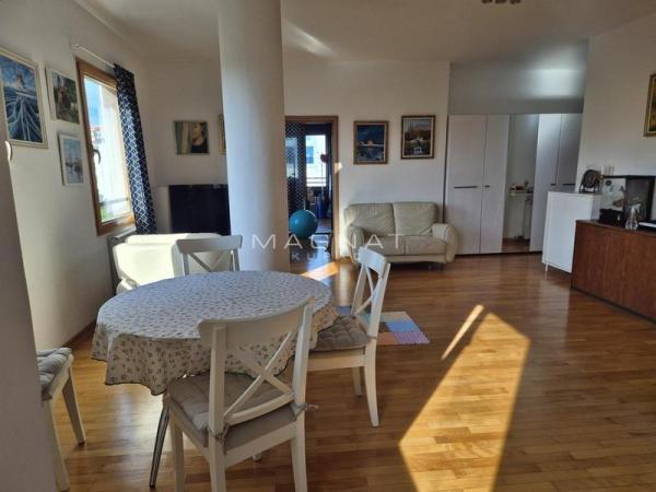 Glavna slika -Dalmatinska,  Stan za izdavanje, 510m2, 3.900€