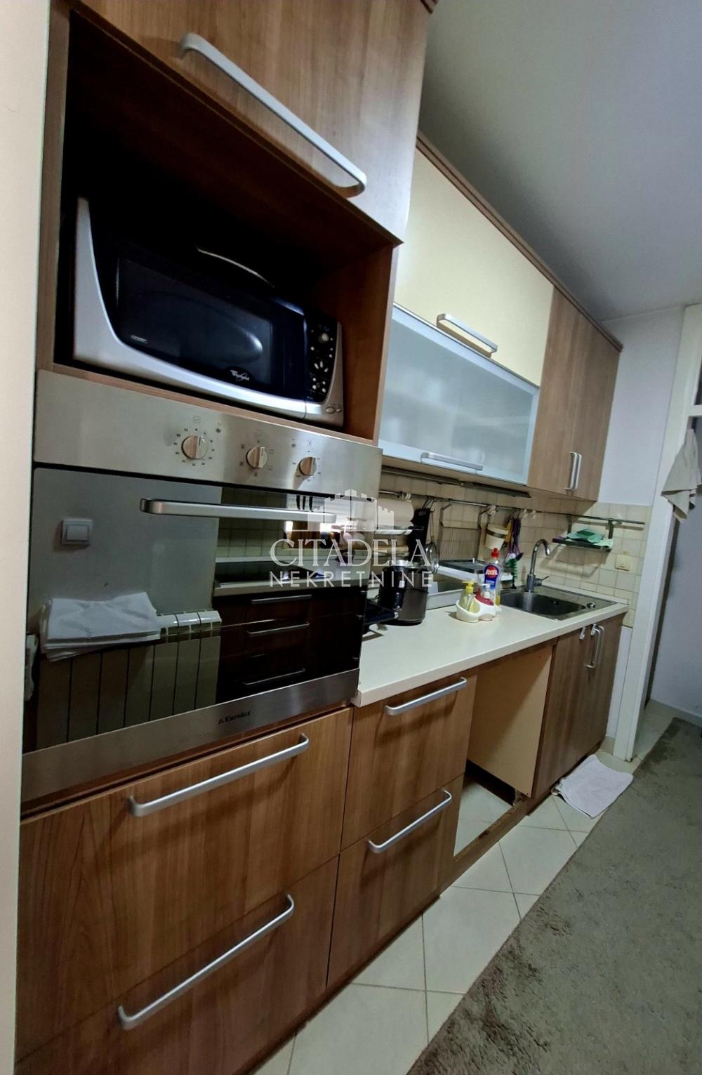 Slika 5 - Peđe Milosavljevića, Troiposoban stan na prodaju, 90m2, 337.500€
