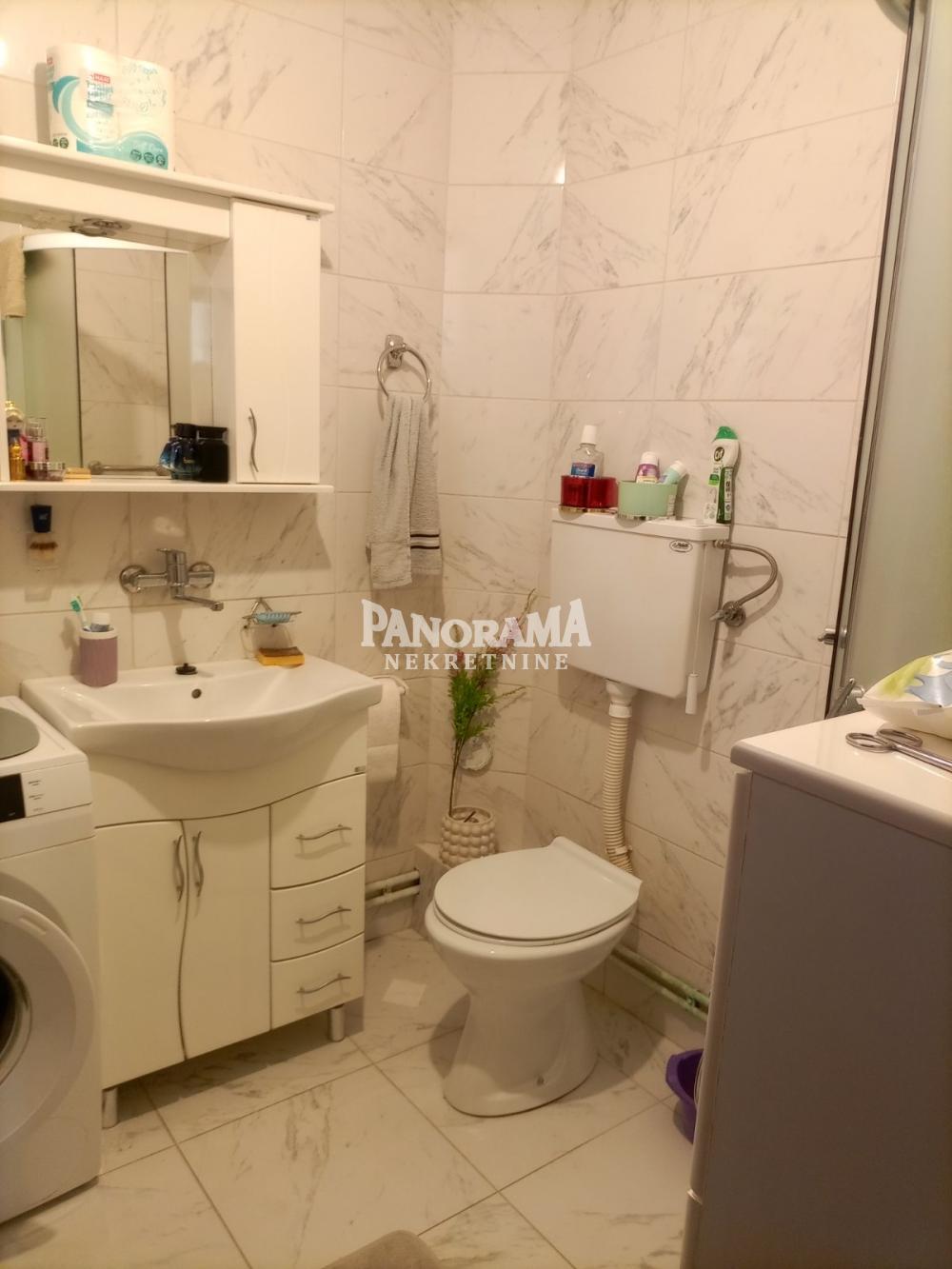 Slika 10 - Ivana Cankara,  Kuća na prodaju, 247m2, 156.000€