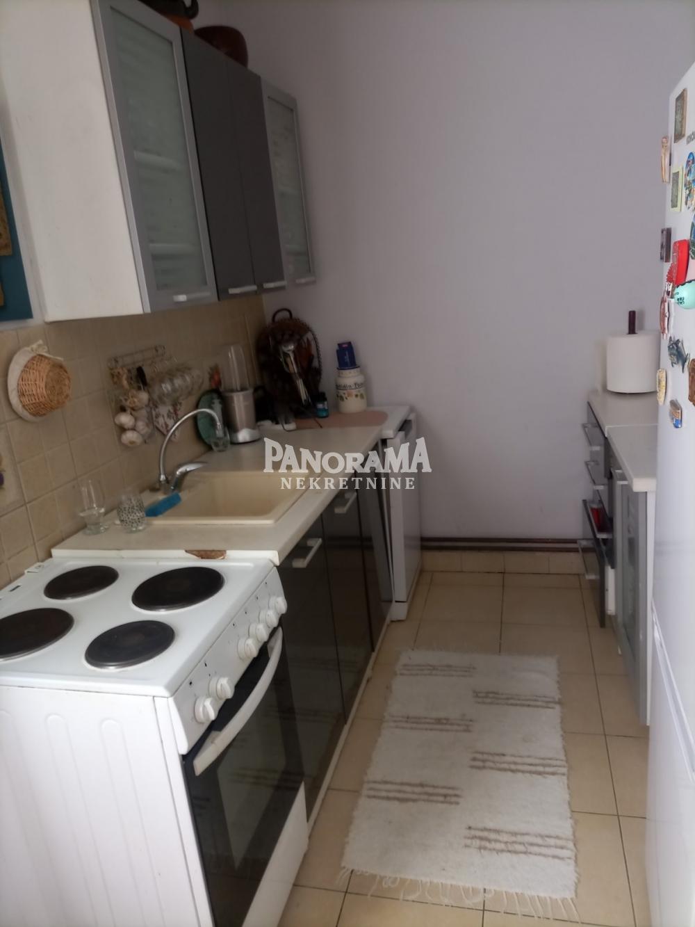 Slika 4 - Ivana Cankara,  Kuća na prodaju, 247m2, 156.000€