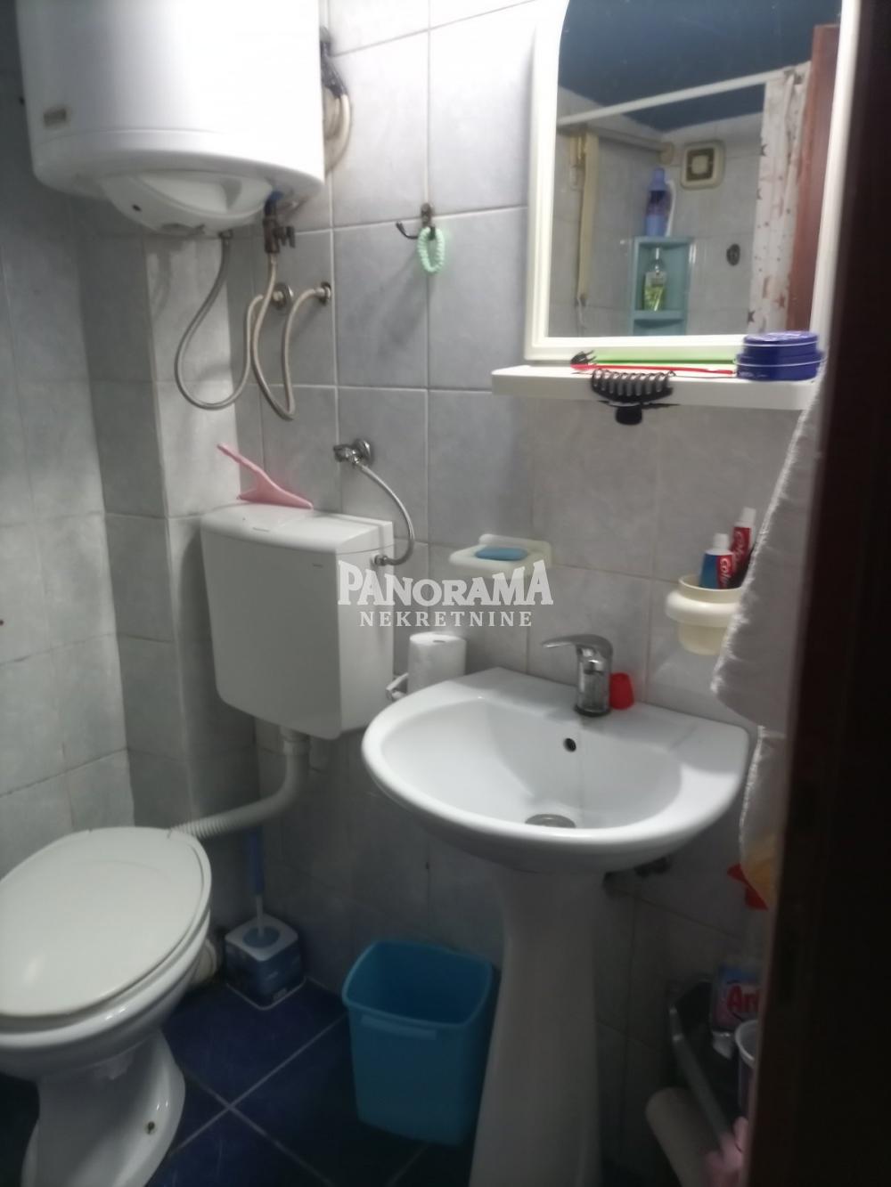 Slika 8 - Ivana Cankara,  Kuća na prodaju, 247m2, 156.000€