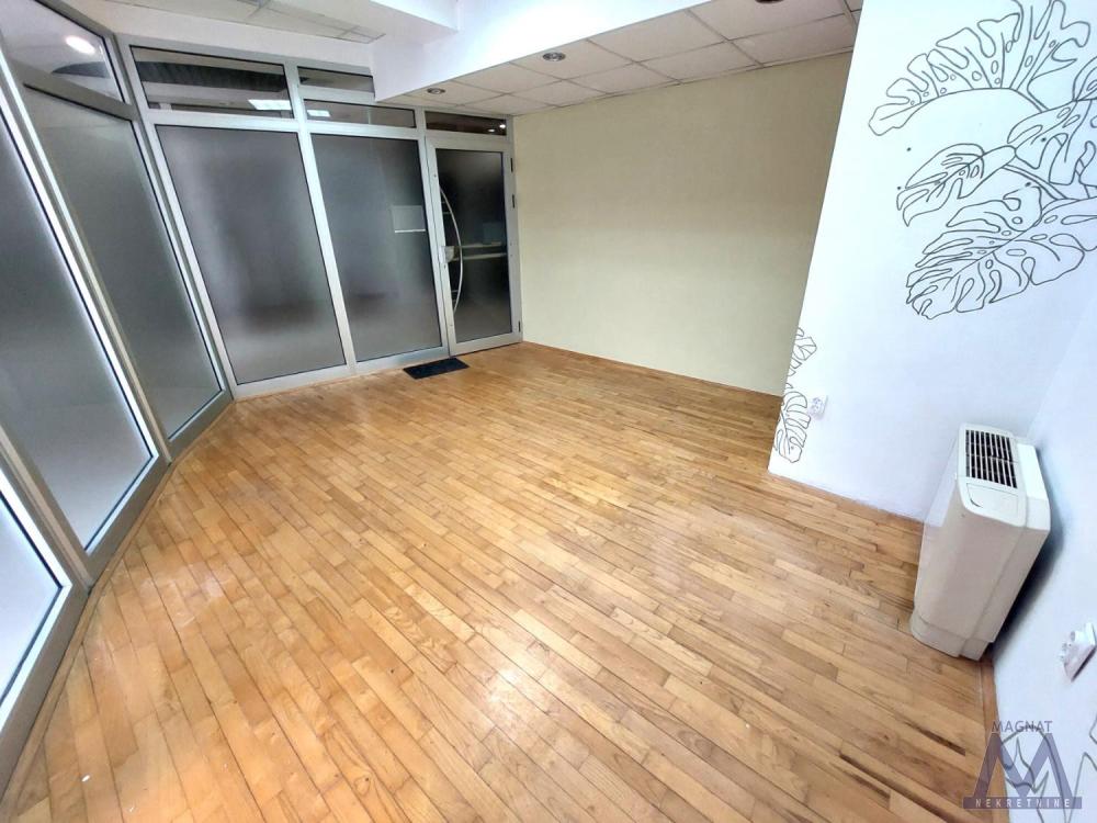 Slika 2 -  Lokal za izdavanje, 18m2, 120€