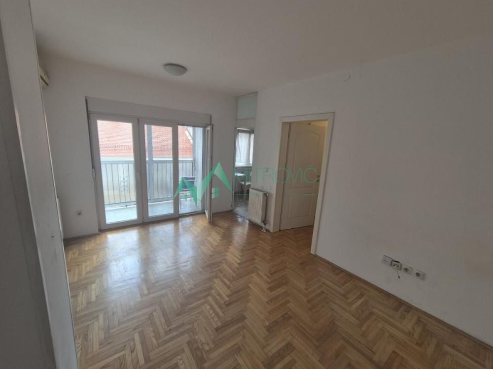Glavna slika oglasa 406649