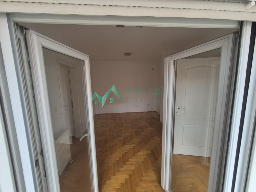 Slika 4 - Dvoiposoban stan za izdavanje, 55m2, 350€