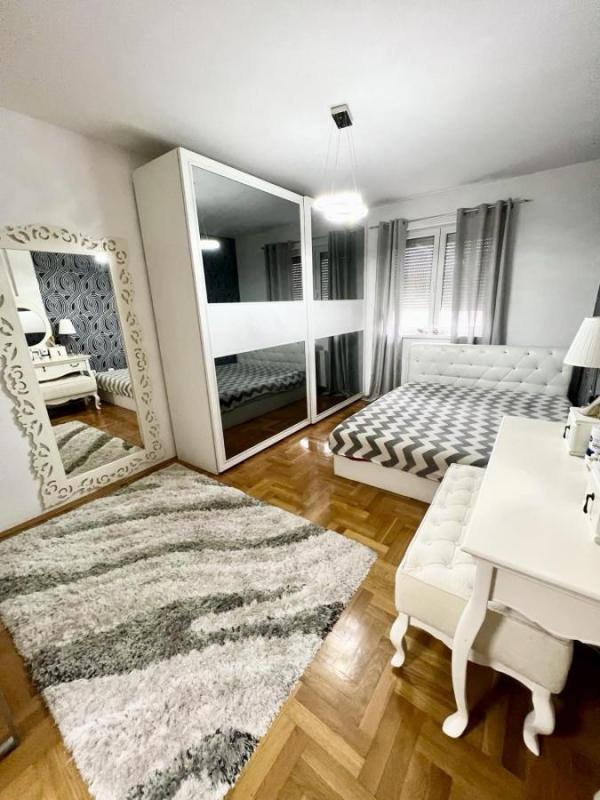 Slika 10 - Četvorosoban stan na prodaju, 120m2, 300.000€