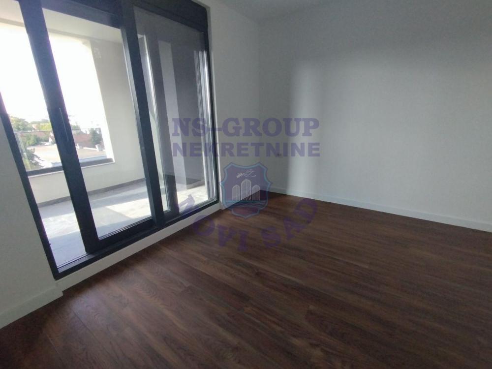 Slika 1 - Šestosoban stan na prodaju,  136m2