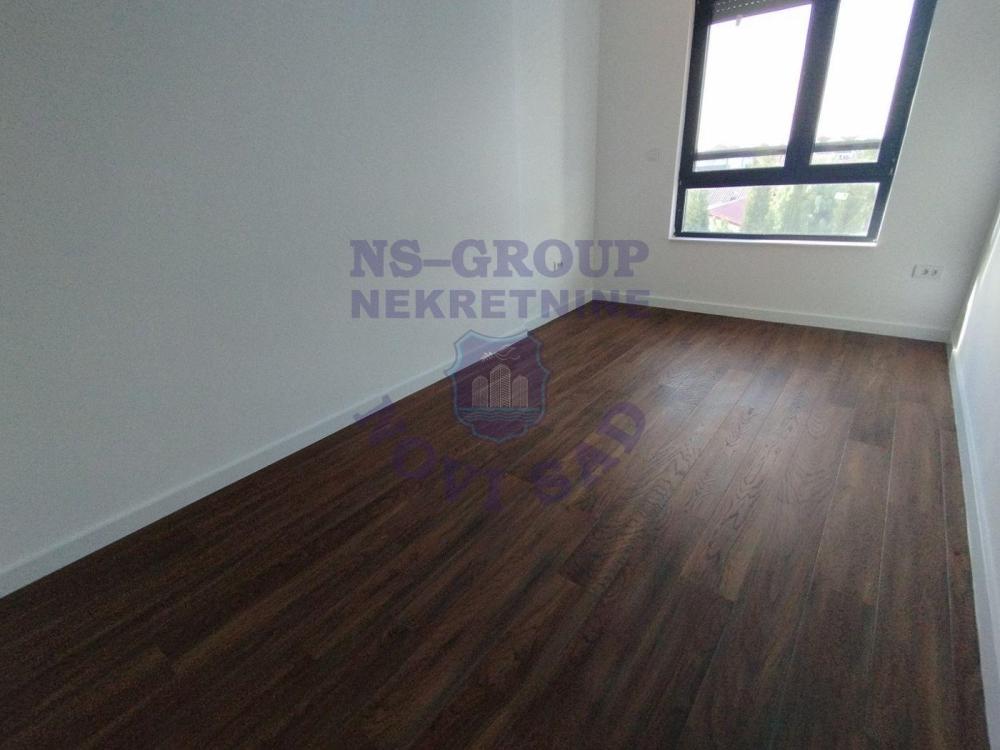 Slika 3 - Šestosoban stan na prodaju,  136m2