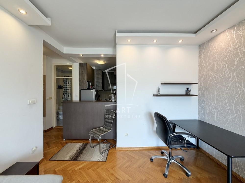 Slika 5 - Antifašističke borbe, Dvosoban stan za izdavanje, 43m2, 650€