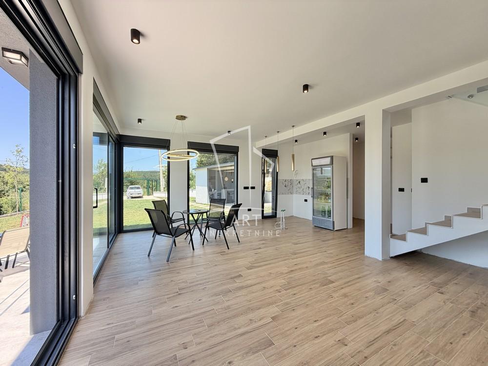 Slika 2 - Veljka Vujičića,  Kuća na prodaju, 98m2, 260.000€