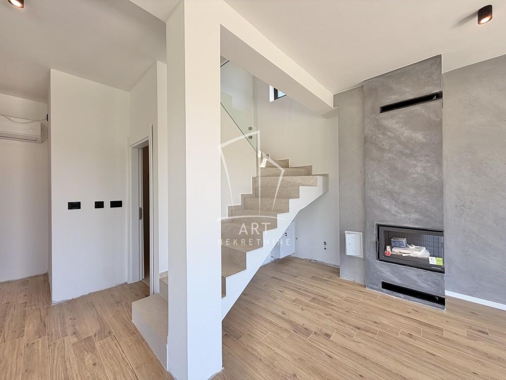Slika 4 - Veljka Vujičića,  Kuća na prodaju, 98m2, 260.000€