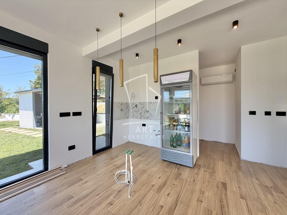 Slika 5 - Veljka Vujičića,  Kuća na prodaju, 98m2, 260.000€