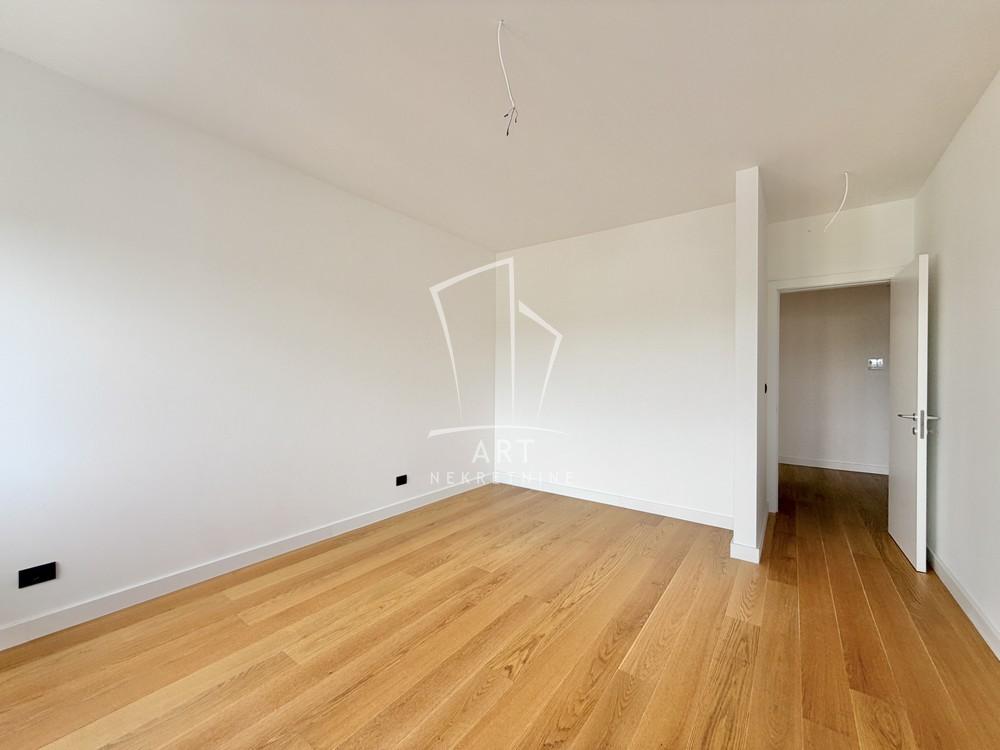 Slika 10 - Jove Ilića,  Stan na prodaju, 220m2, 907.500€