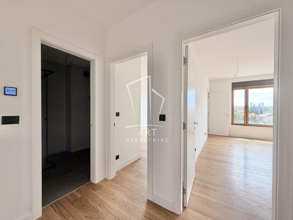 Slika 8 - Jove Ilića,  Stan na prodaju, 220m2, 907.500€