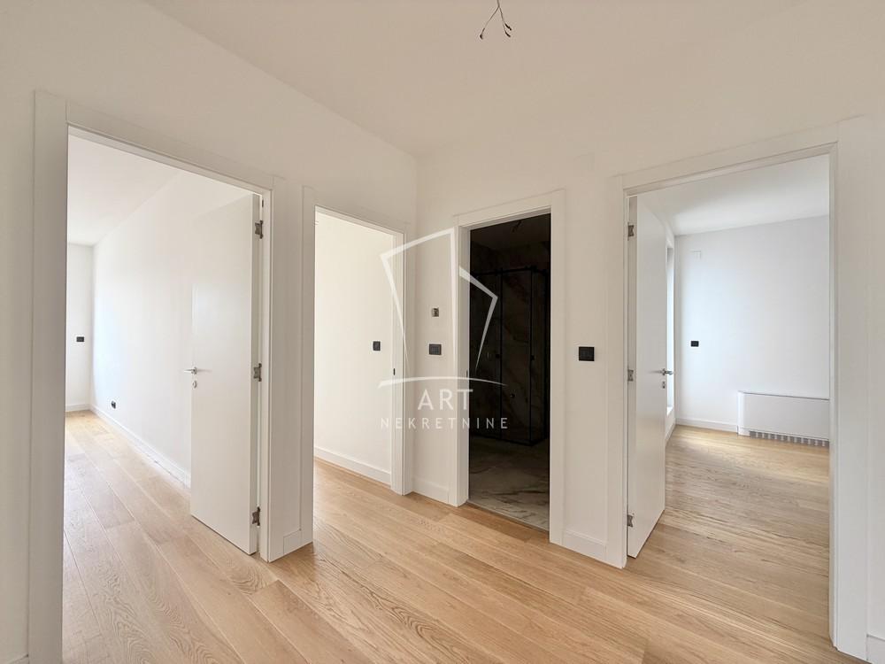 Slika 4 - Jove Ilića,  Stan na prodaju, 220m2, 907.500€