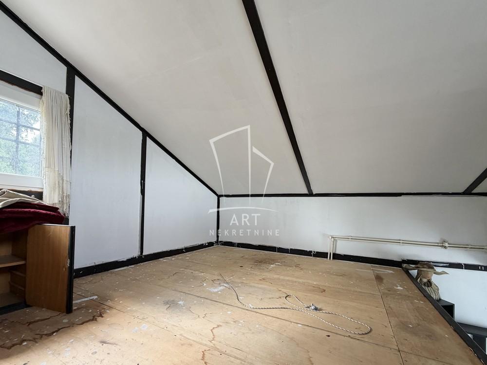 Slika 11 - Obrenovački put,  Kuća na prodaju, 135m2, 65.000€