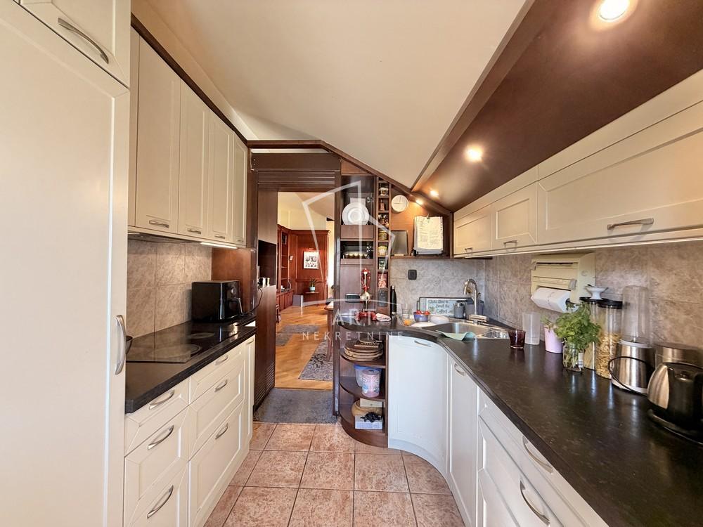 Slika 5 - Ustanička, Četvorosoban stan na prodaju, 78m2, 305.000€