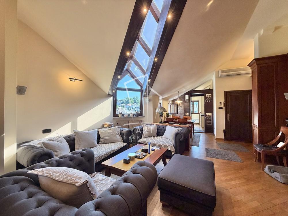 Glavna slika -Ustanička, Četvorosoban stan na prodaju, 78m2, 305.000€