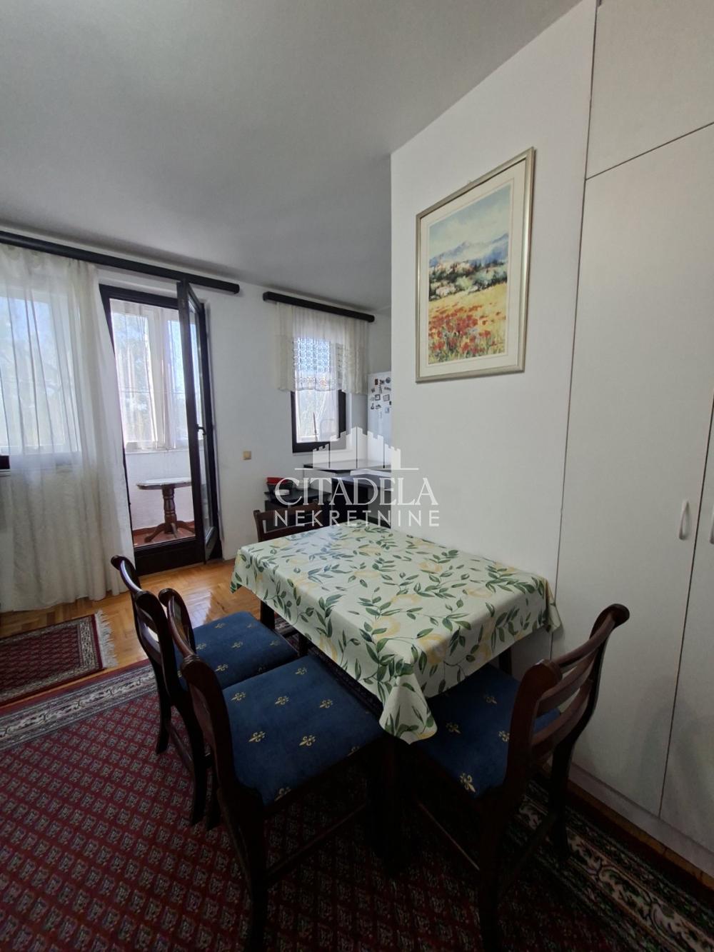 Slika 7 - 17. oktobra, Jednoiposoban stan za izdavanje, 38m2, 350€