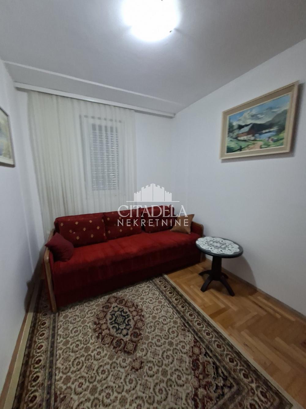 Slika 5 - 17. oktobra, Jednoiposoban stan za izdavanje, 38m2, 350€