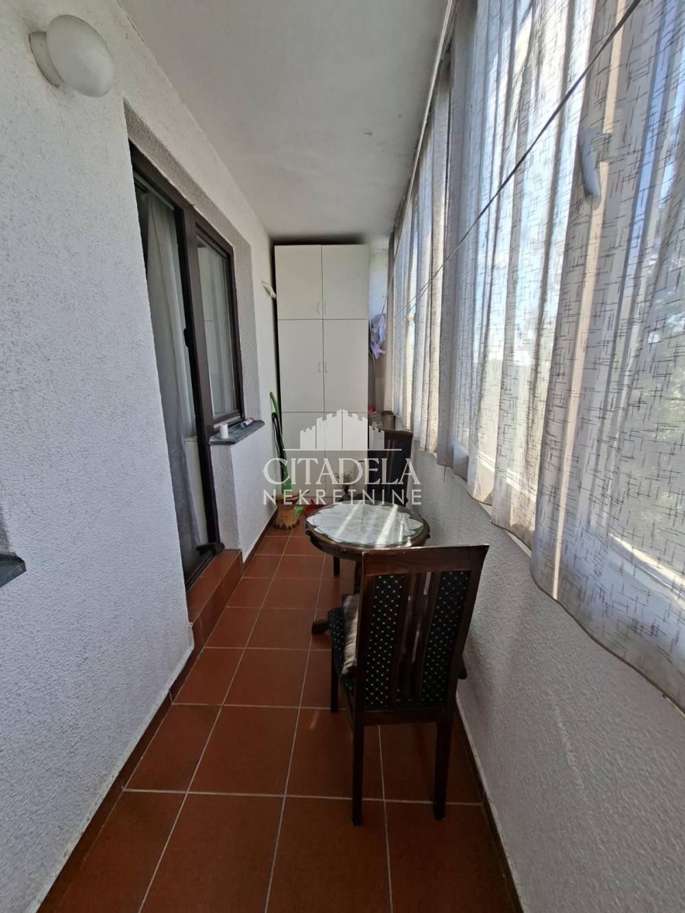 Slika 9 - 17. oktobra, Jednoiposoban stan za izdavanje, 38m2, 350€