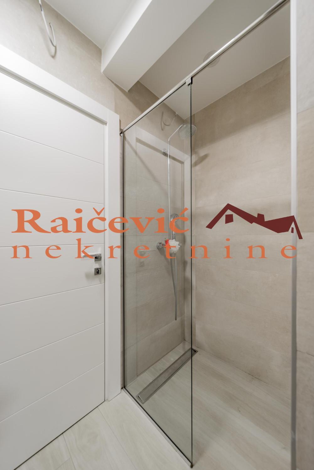 Slika 9 - Radojke Lakic, Dvosoban stan na prodaju, 50m2, 220.000€