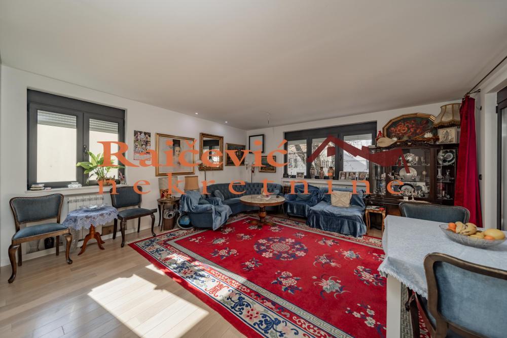 Glavna slika -Radojke Lakic, Dvosoban stan na prodaju, 50m2, 220.000€