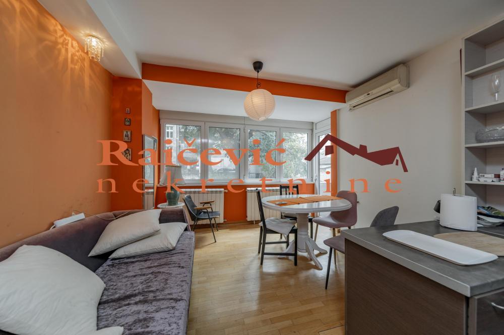 Slika 4 - Kralja Milana, Trosoban stan na prodaju, 60m2, 280.500€