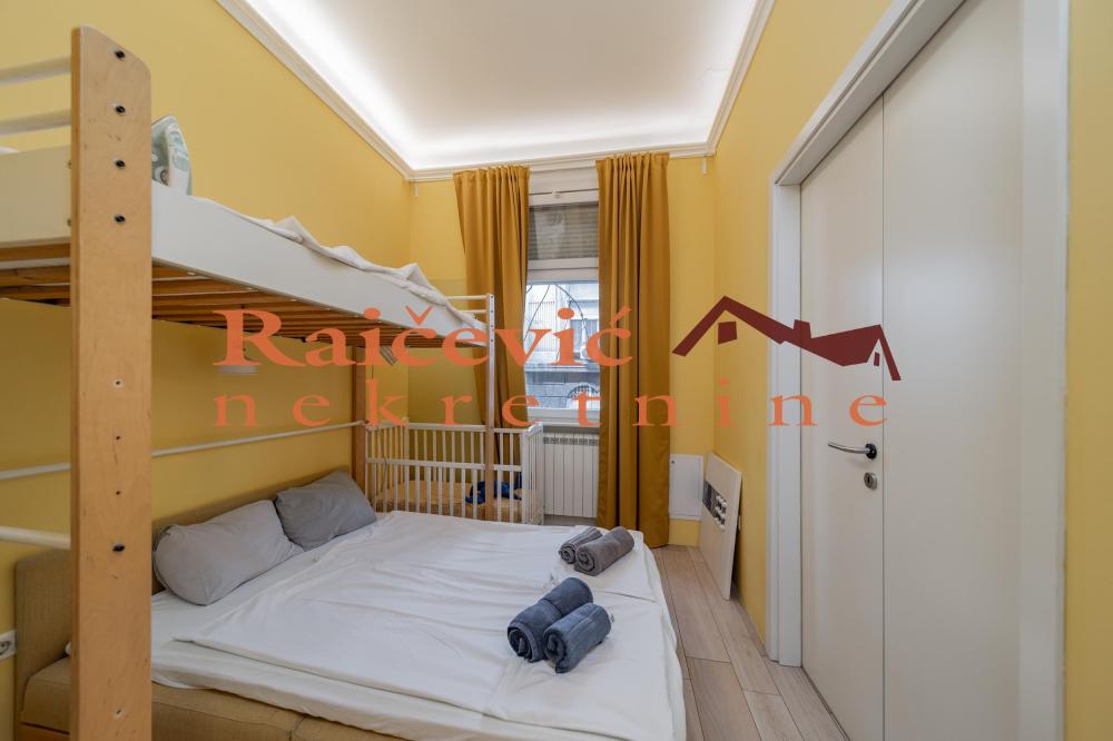 Slika 7 - Dositejeva, Četvorosoban stan na prodaju, 82m2, 440.000€