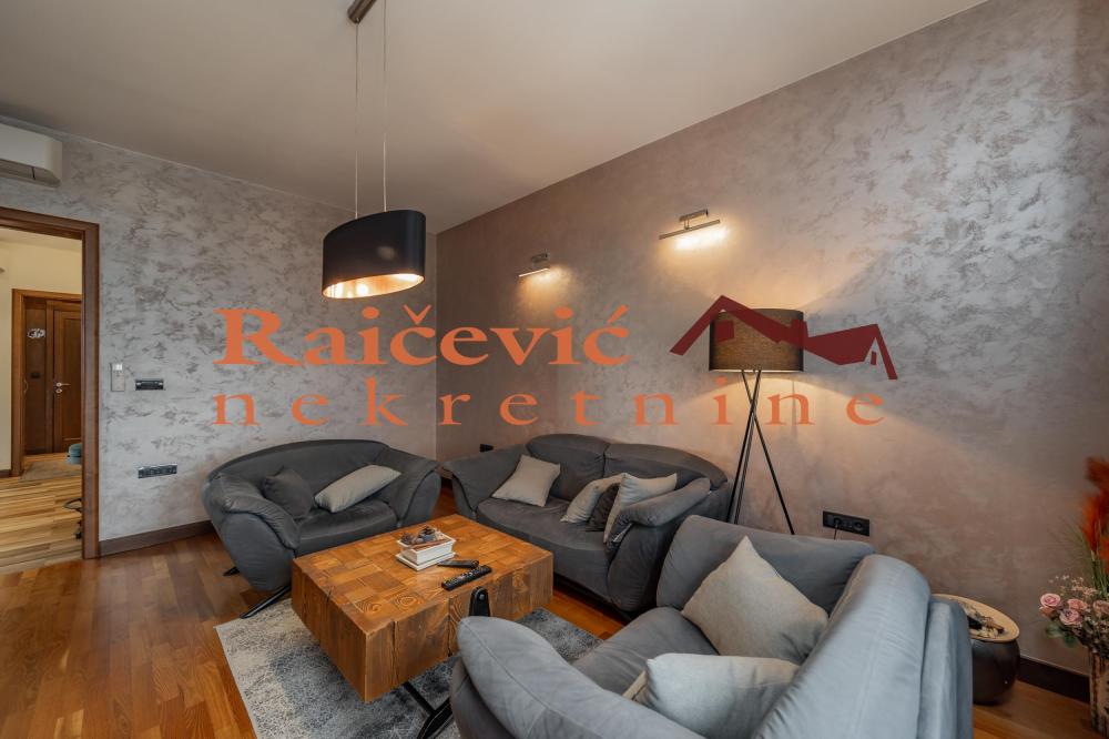 Slika 3 - Ustanicka,  Stan na prodaju, 85m2, 290.000€