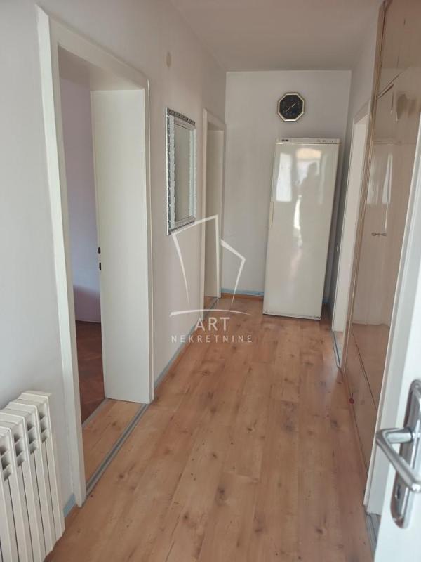 Slika 5 - Kružna, Trosoban stan za izdavanje, 95m2, 400€