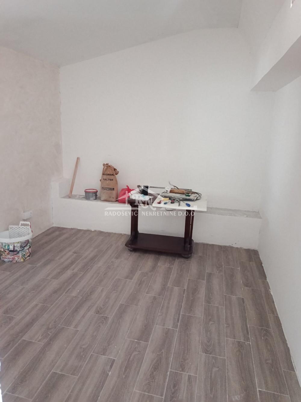Slika 8 - Miljakovačko brdo, Jednoiposoban stan na prodaju, 56m2, 120.000€