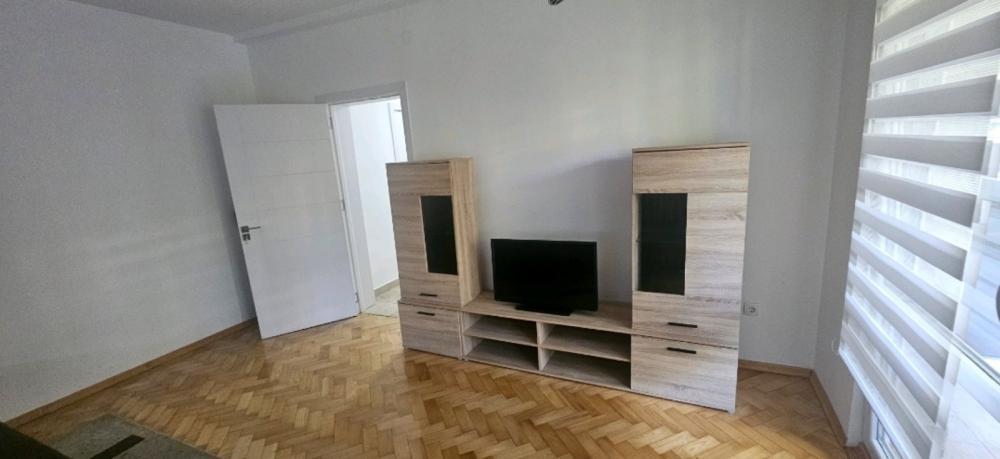 Slika 3 - Filipa Višnjića, Dvosoban stan za izdavanje, 60m2, 600€