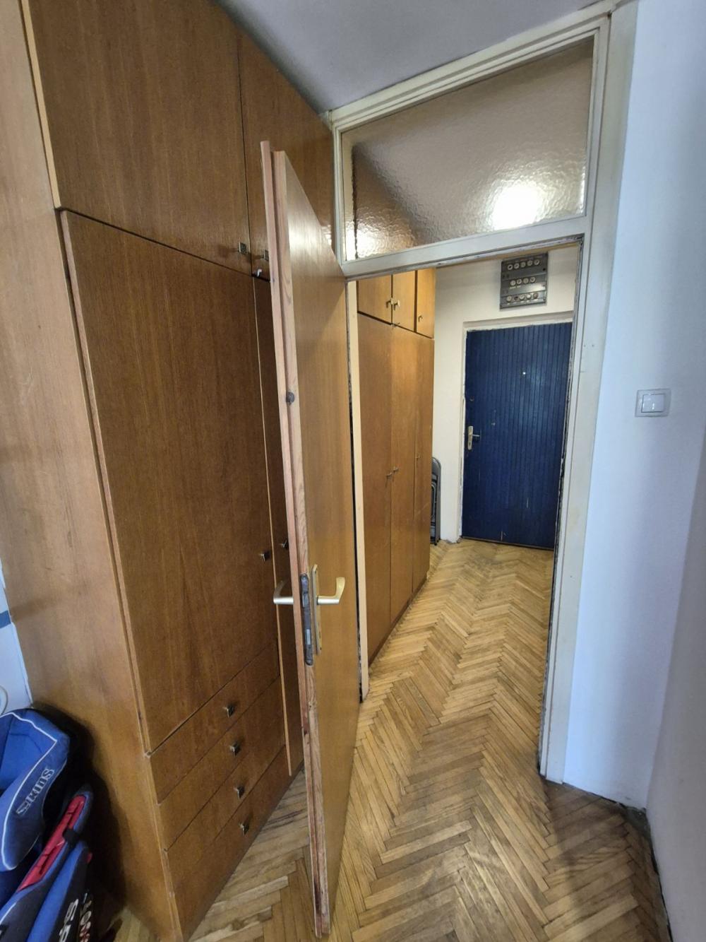 Slika 7 - Marka Čelebonovića, Jednosoban stan za izdavanje, 30m2, 350€