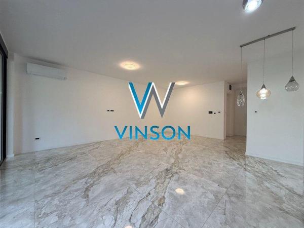 Slika 3 - Radnička,  Lokal za izdavanje, 126m2, 1.890€