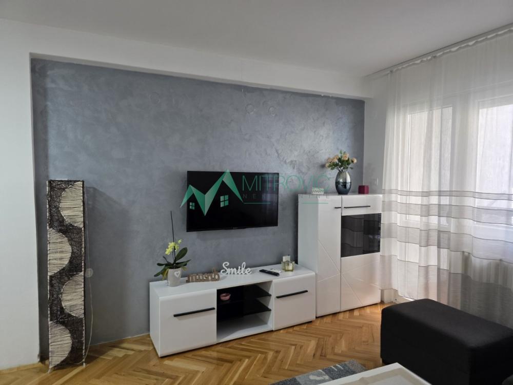 Glavna slika -Dvosoban stan za izdavanje, 52m2, 550€