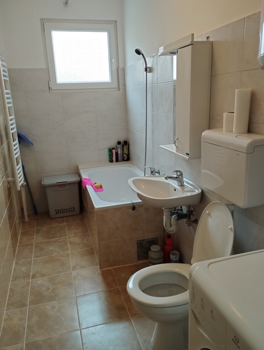 Slika 3 - Omladinskih brigada, Dvoiposoban stan za izdavanje, 72m2, 700€