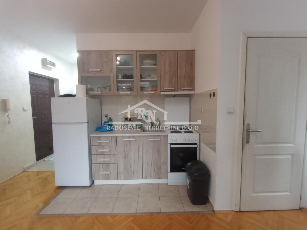 Slika 3 - Đuje i Dragoljuba, Jednoiposoban stan za izdavanje, 33m2, 300€