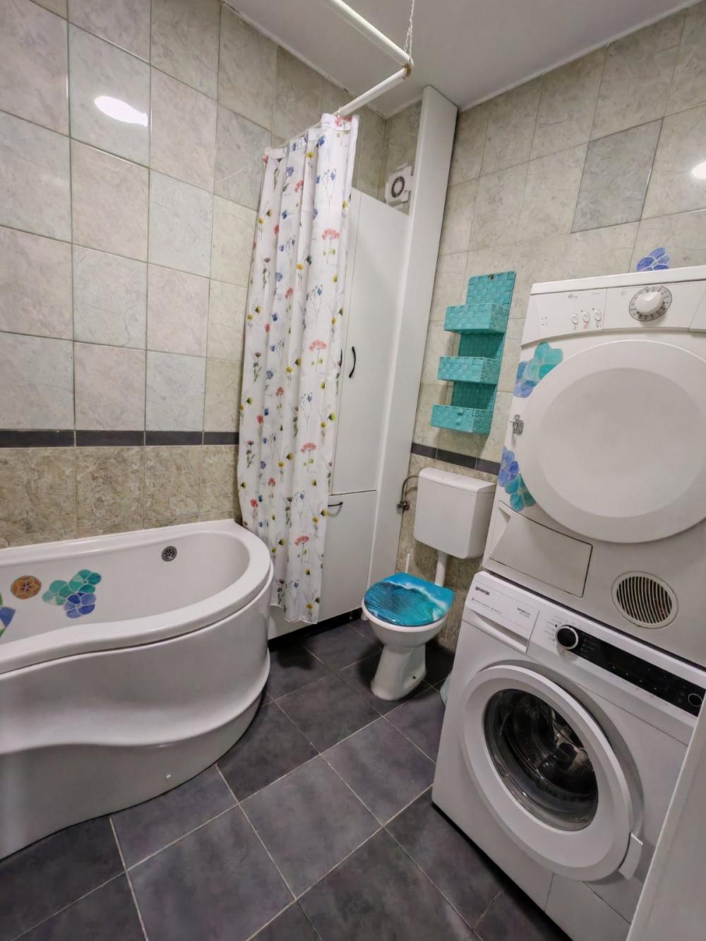 Slika 6 - Hablova, Četvorosoban stan za izdavanje, 120m2, 800€