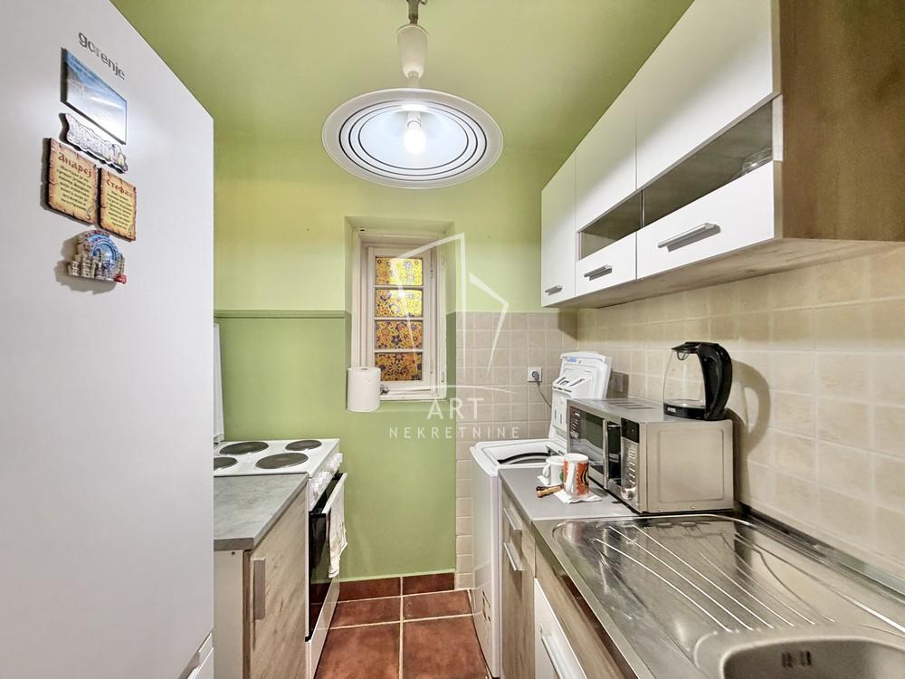 Slika 5 - Pere Todorovića,  Kuća na prodaju, 89m2, 750.000€