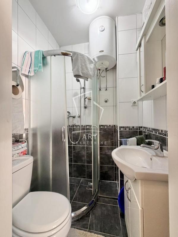 Slika 7 - Pere Todorovića,  Kuća na prodaju, 89m2, 750.000€
