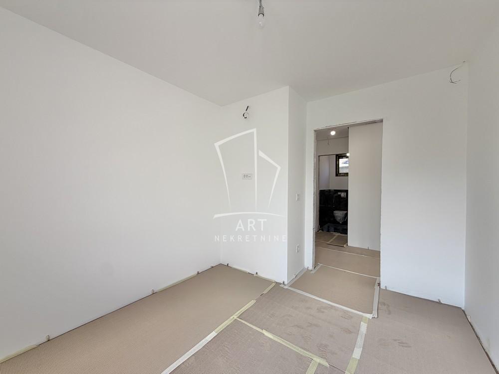 Slika 8 - Pere Velimirovića, Četvorosoban stan na prodaju, 128m2, 436.480€