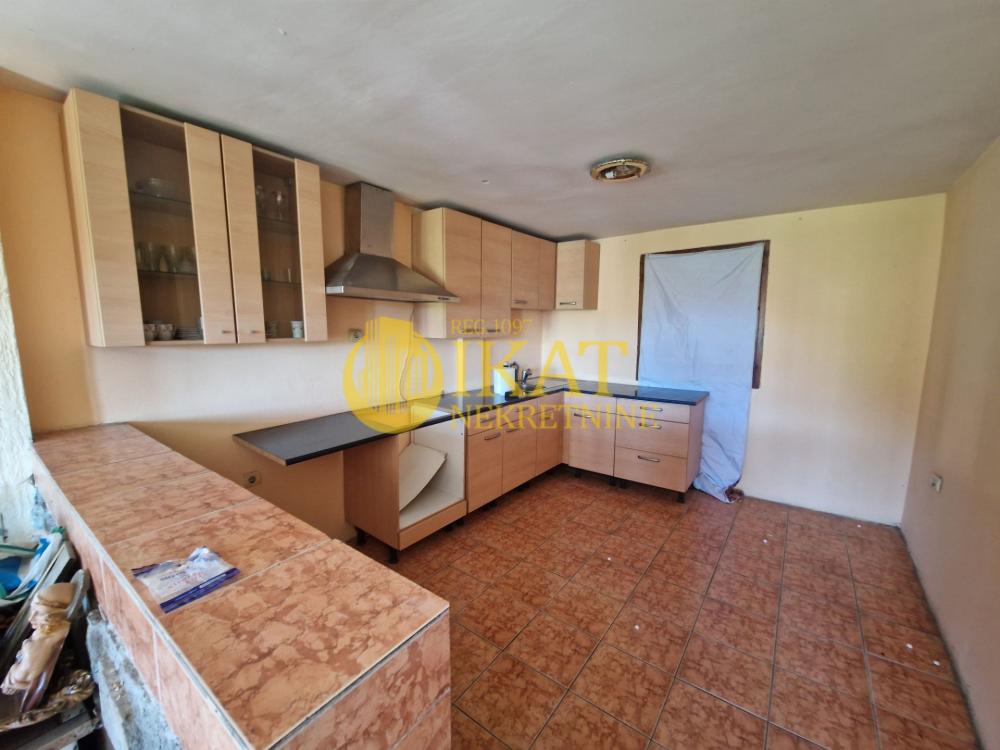 Slika 1 - Svetosavska,  Kuća na prodaju, 105m2, 50.000€