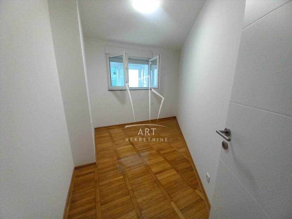 Slika 1 - Skadarska, Dvosoban stan za izdavanje, 37m2, 700€